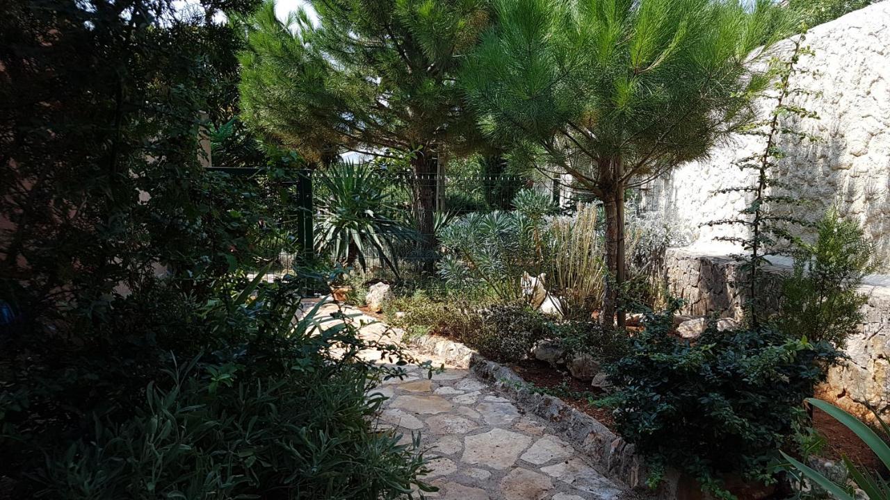 Apartments Villa Temer Pinezići Exteriör bild