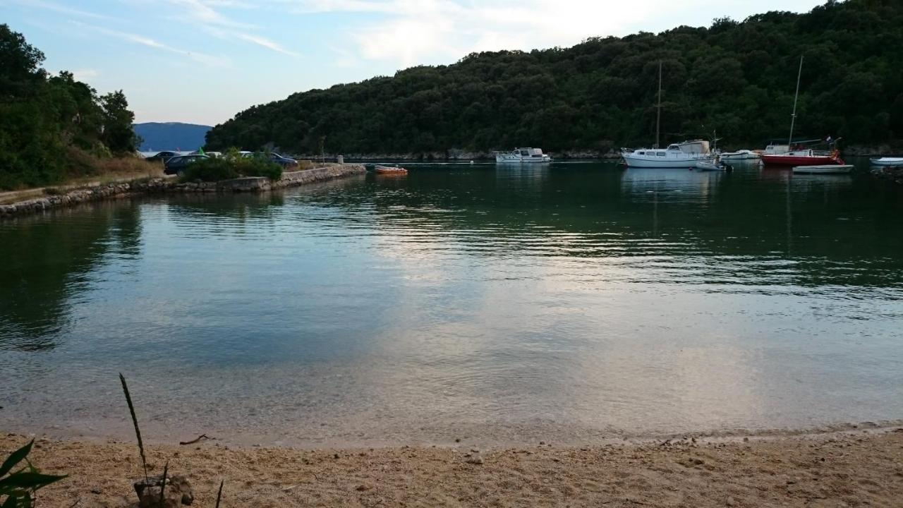 Apartments Villa Temer Pinezići Exteriör bild