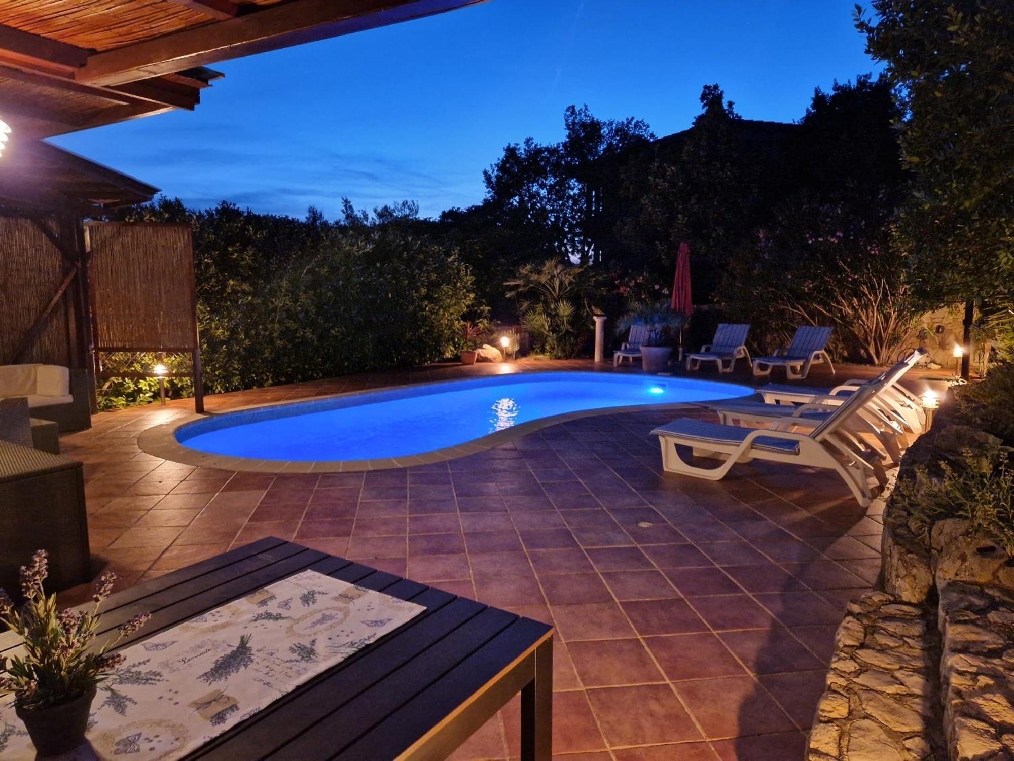 Apartments Villa Temer Pinezići Exteriör bild