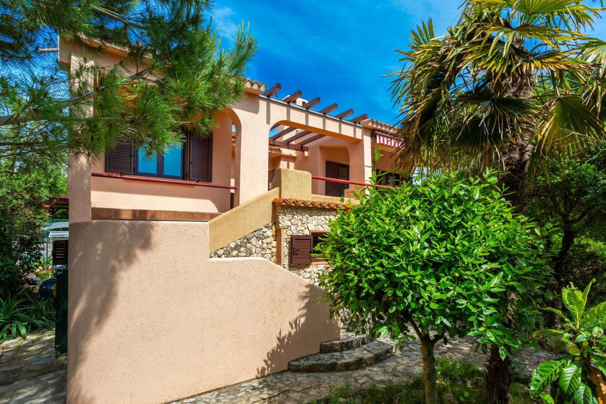 Apartments Villa Temer Pinezići Exteriör bild