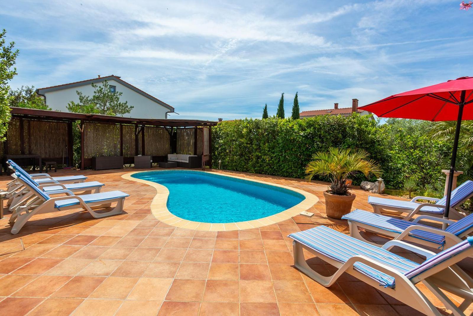Apartments Villa Temer Pinezići Exteriör bild