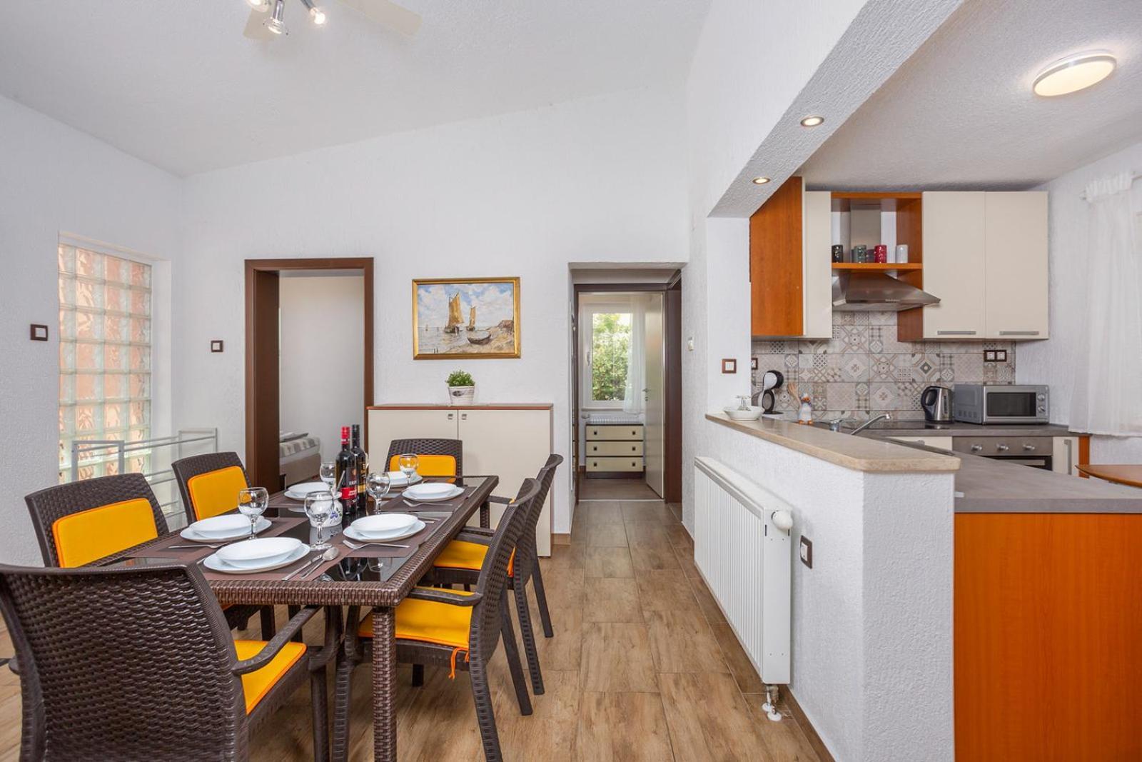 Apartments Villa Temer Pinezići Exteriör bild