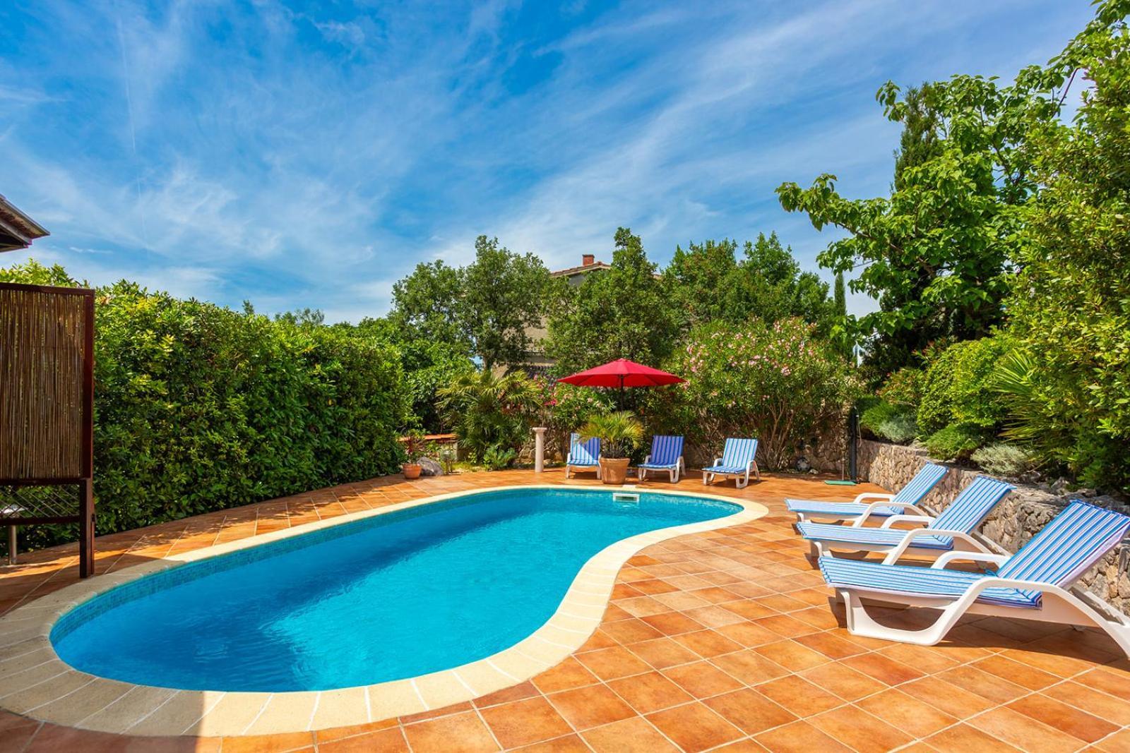 Apartments Villa Temer Pinezići Exteriör bild