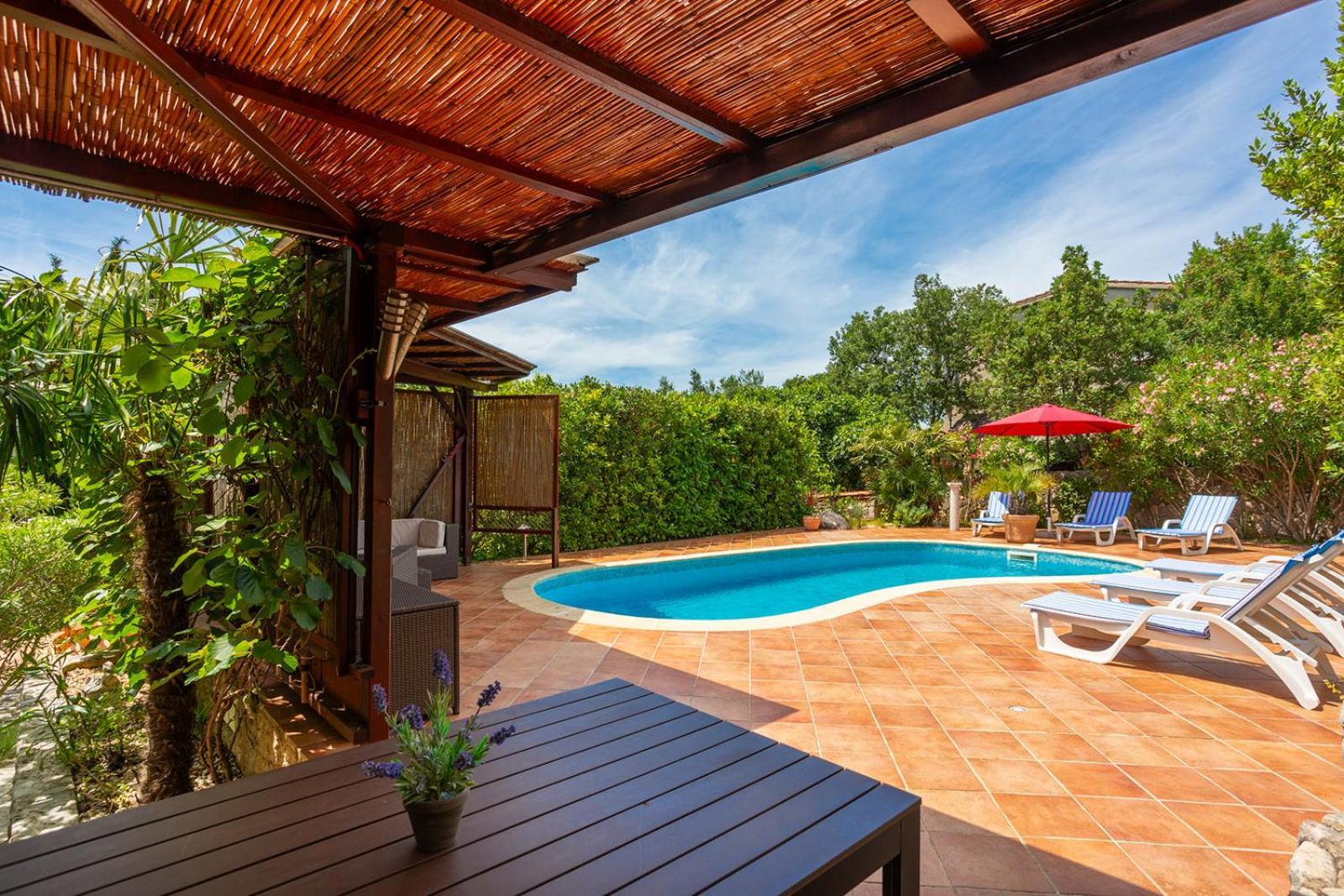 Apartments Villa Temer Pinezići Exteriör bild